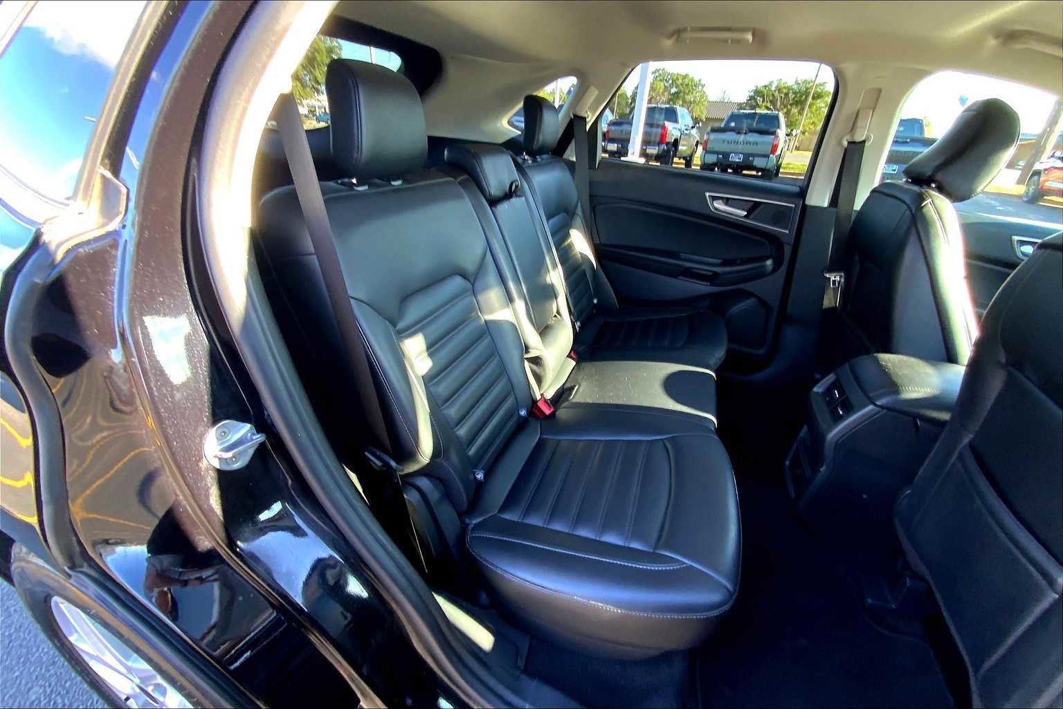 Certified 2024 Ford Edge SEL image 37