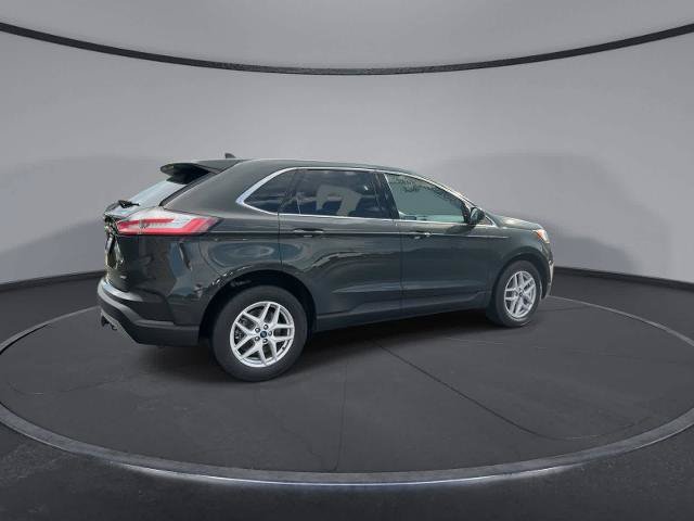 Certified 2022 Ford Edge SEL w/ Convenience Package AWD/4WD image 8
