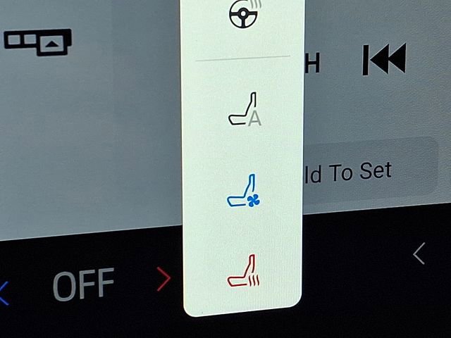 Certified 2025 Ford Expedition Max Platinum image 23