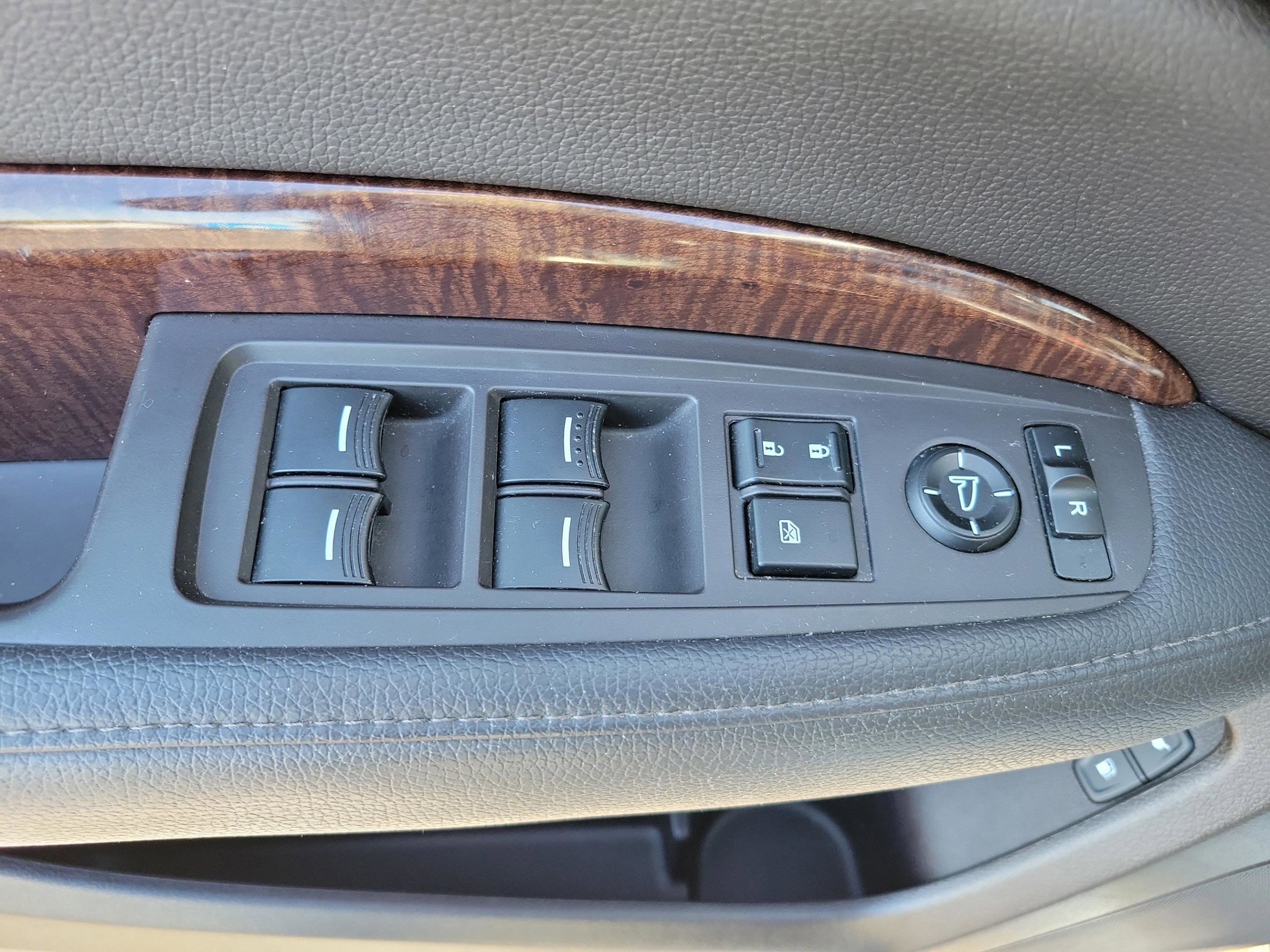 Used 2019 Acura MDX SH-AWD image 18