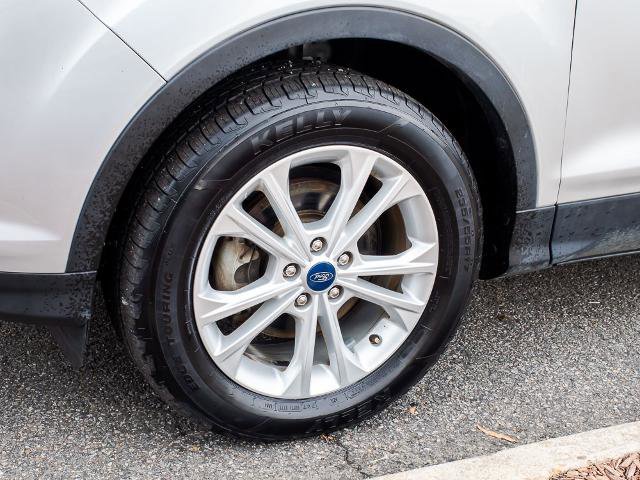 Certified 2019 Ford Escape SEL image 5