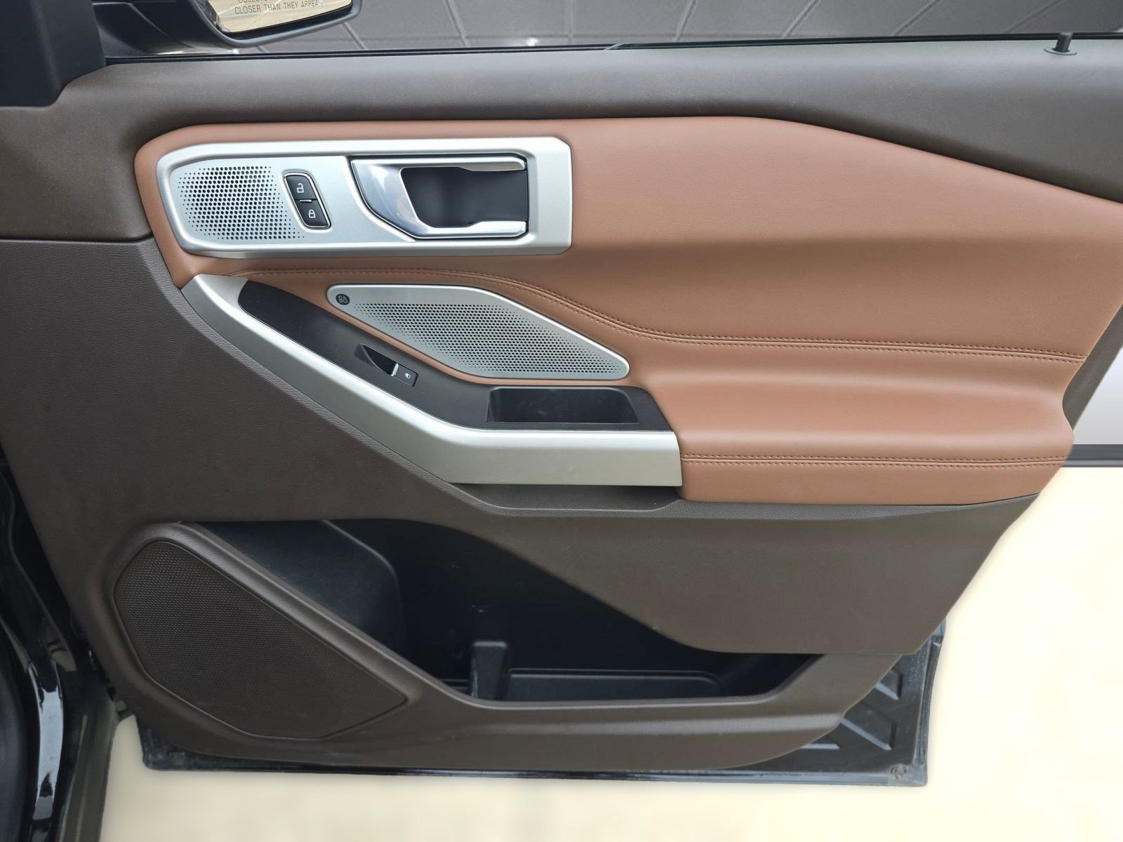 Certified 2022 Ford Explorer King Ranch w/ Technology Package image 32