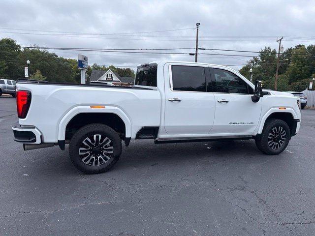 Used 2024 GMC Sierra 2500 Denali Ultimate AWD/4WD image 8