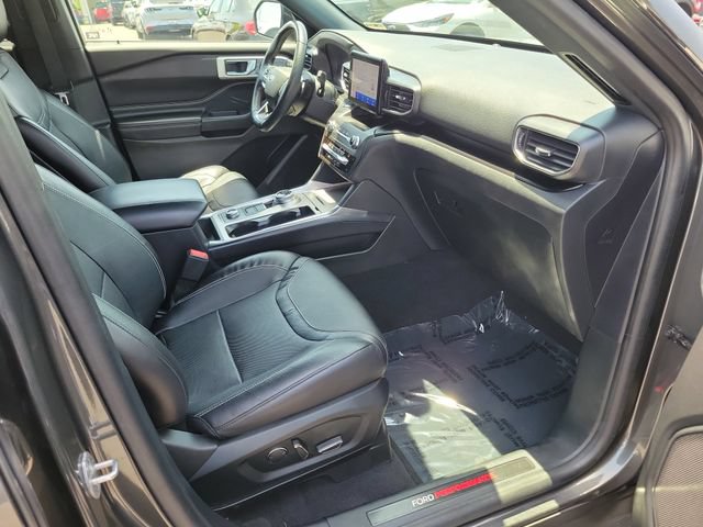 Certified 2020 Ford Explorer ST w/ ST Street Pack AWD/4WD image 17