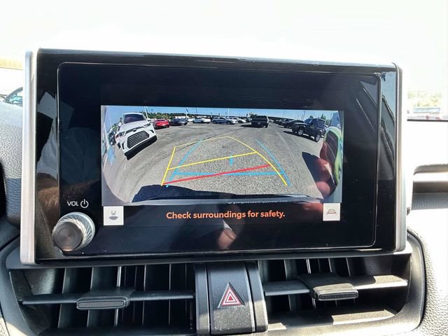 Used 2024 Toyota RAV4 XLE FWD image 15