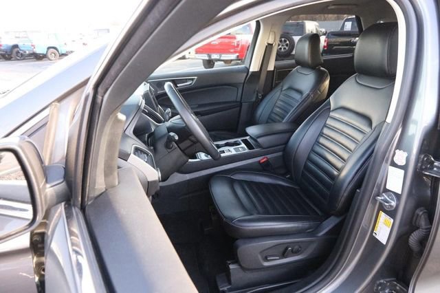 Certified 2024 Ford Edge SEL image 8
