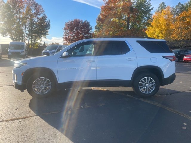 Used 2023 Chevrolet Traverse LT image 3