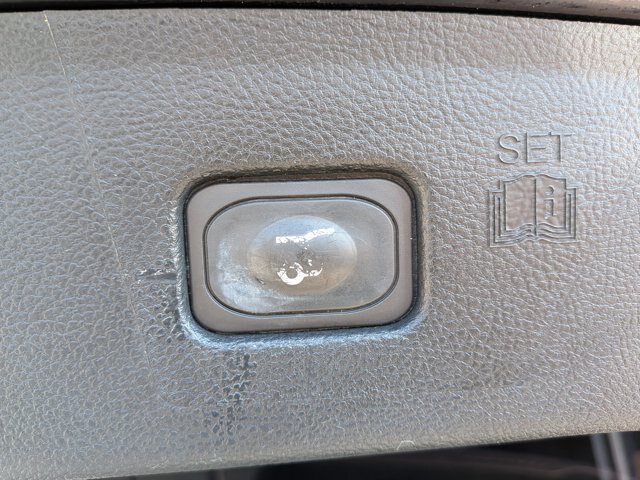 Certified 2022 Ford Edge Titanium AWD/4WD image 24