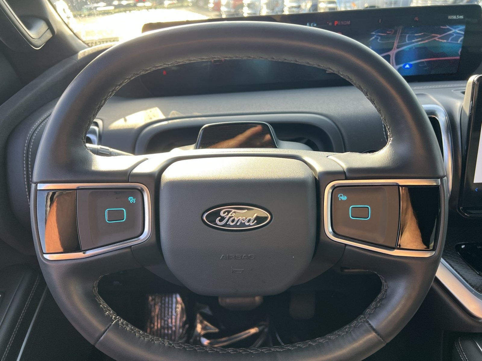 Certified 2026 Ford Expedition Platinum w/ Stealth Performance Package AWD/4WD image 16