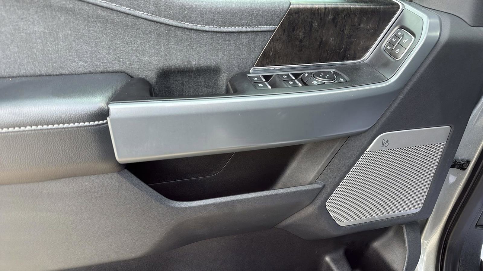 Certified 2023 Ford F150 Lariat w/ Trailer Tow Package image 12