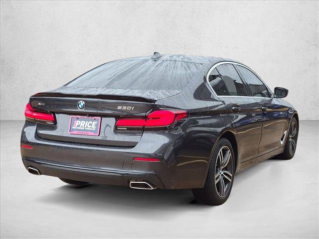 Used 2023 BMW 530i xDrive w/ Premium Package AWD/4WD image 4