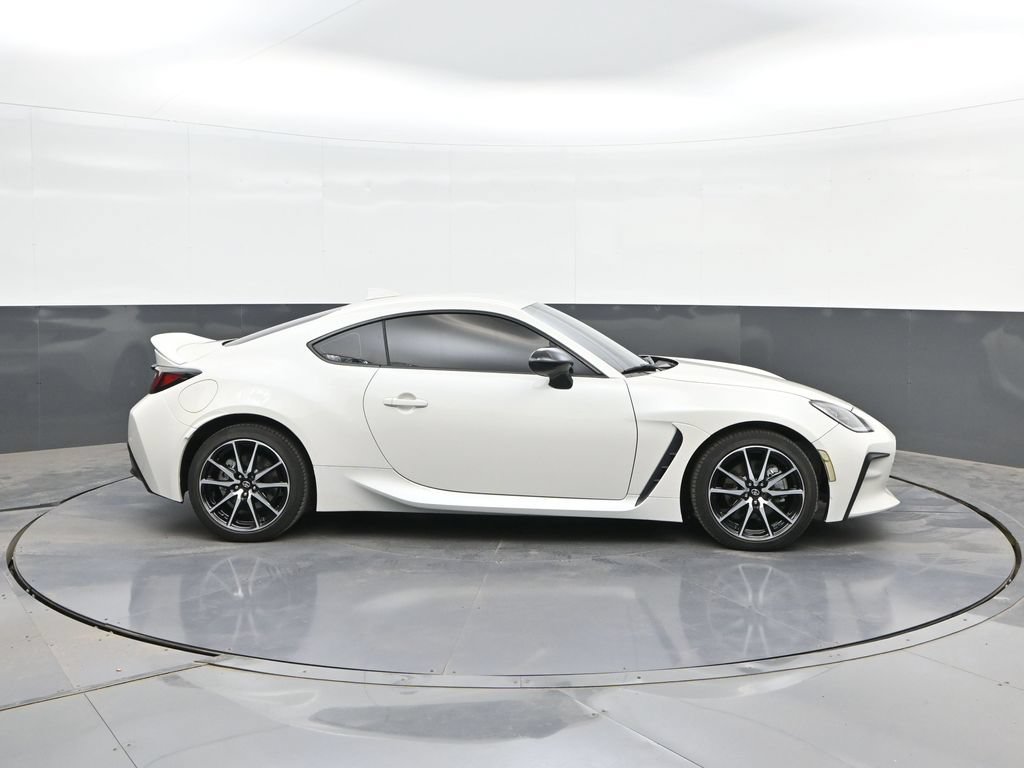 Used 2023 Toyota GR86 RWD image 20