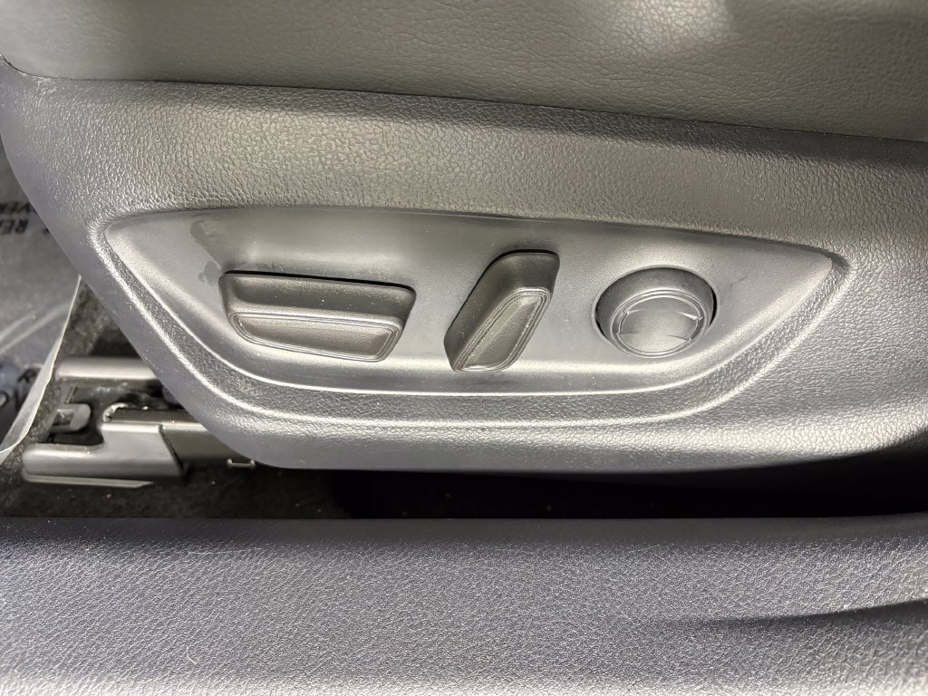 Used 2024 Toyota Camry SE FWD image 15