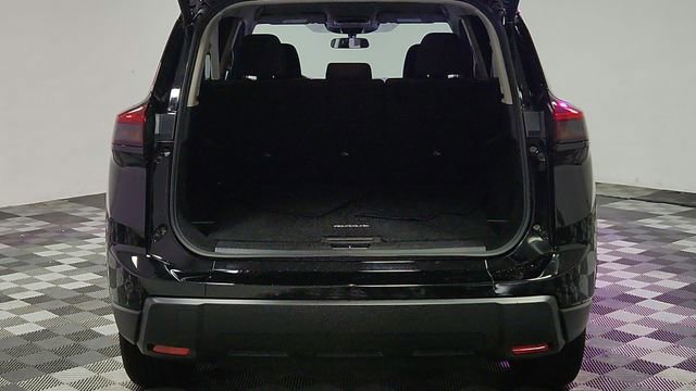 Used 2024 Nissan Rogue SV image 20