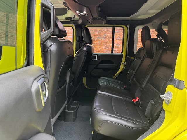 Used 2022 Jeep Wrangler Unlimited Sahara image 24