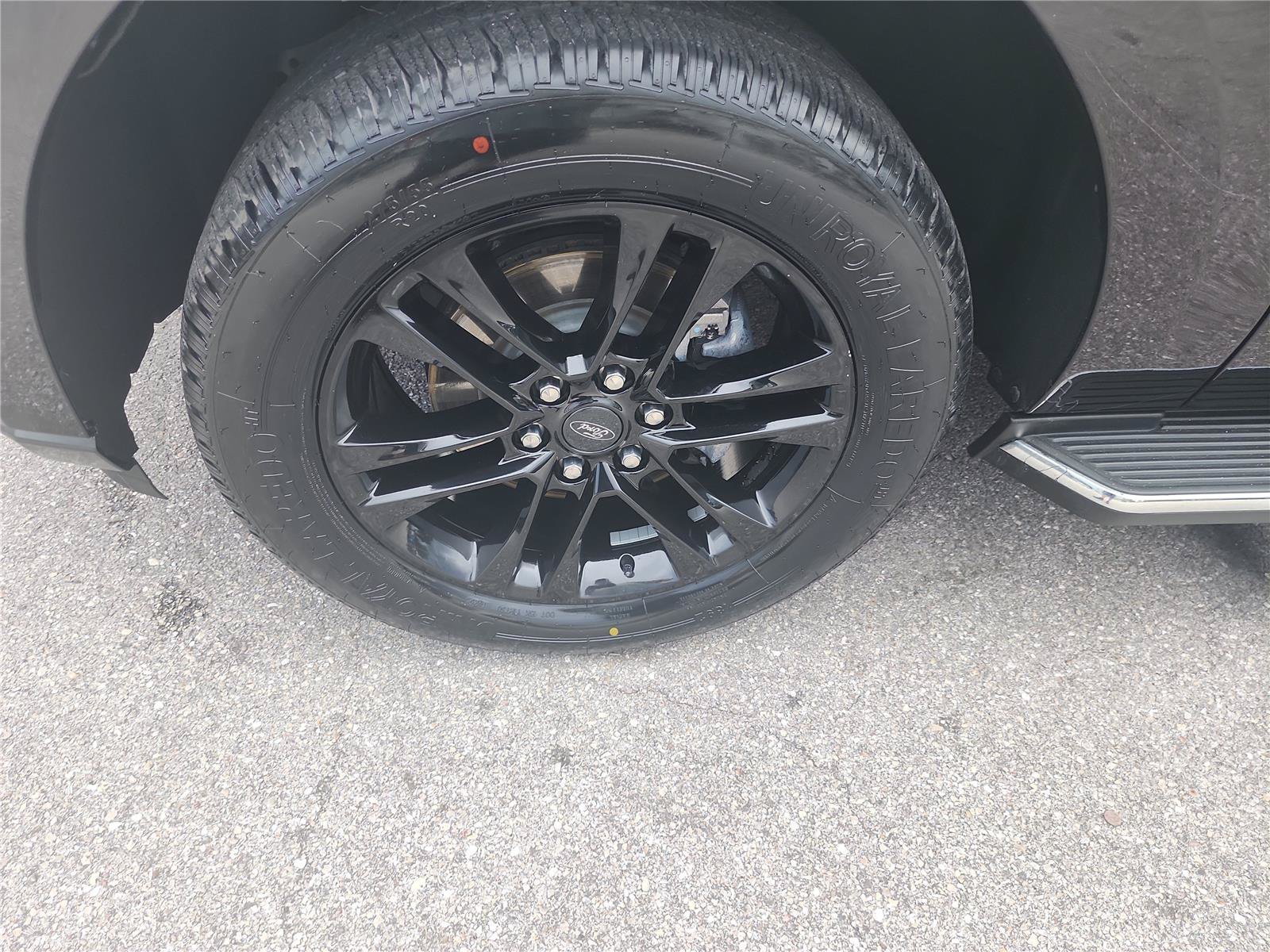 Certified 2023 Ford Expedition Max XLT RWD image 11