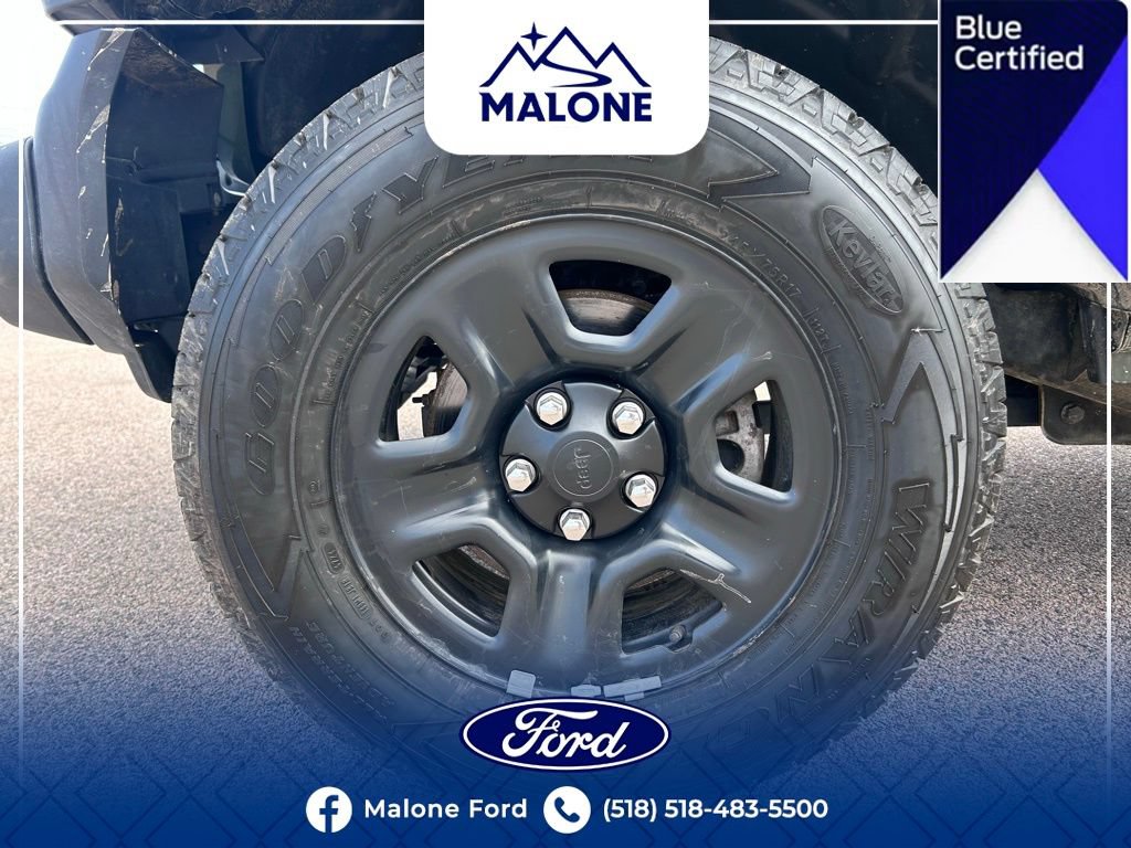 Used 2024 Jeep Wrangler Sport AWD/4WD image 35