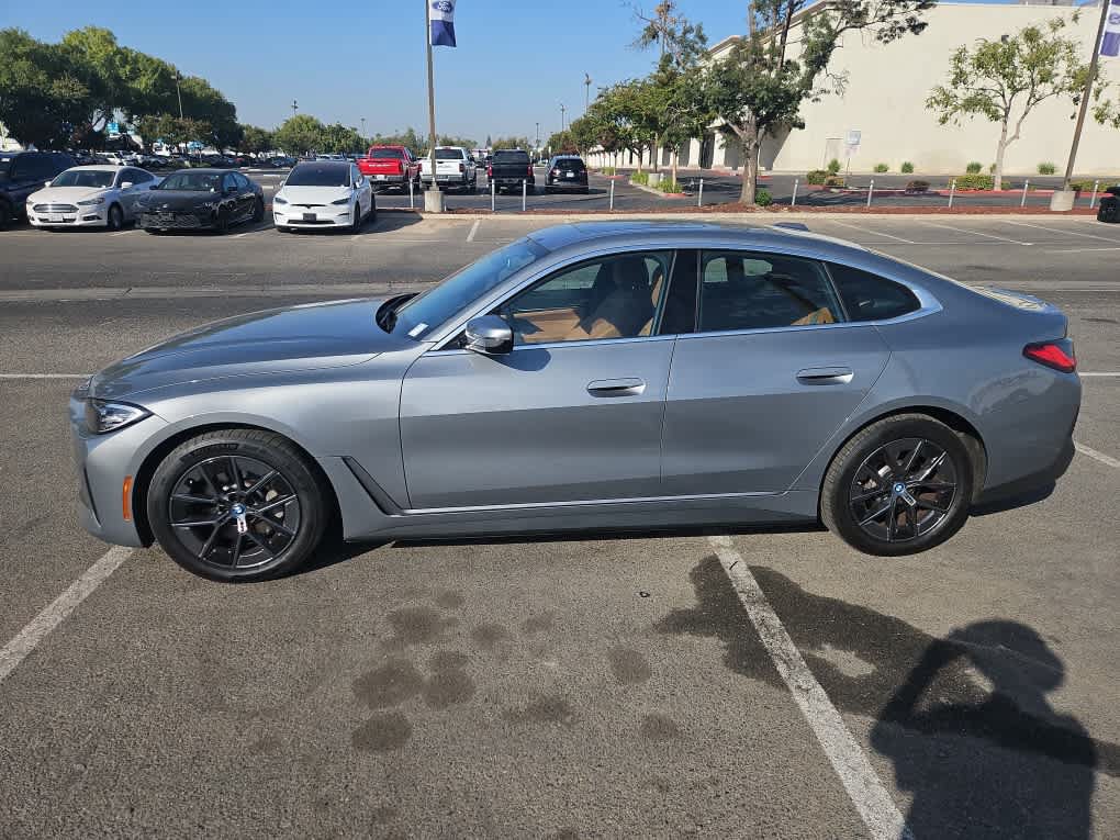 Used 2022 BMW i4 eDrive40 RWD image 4