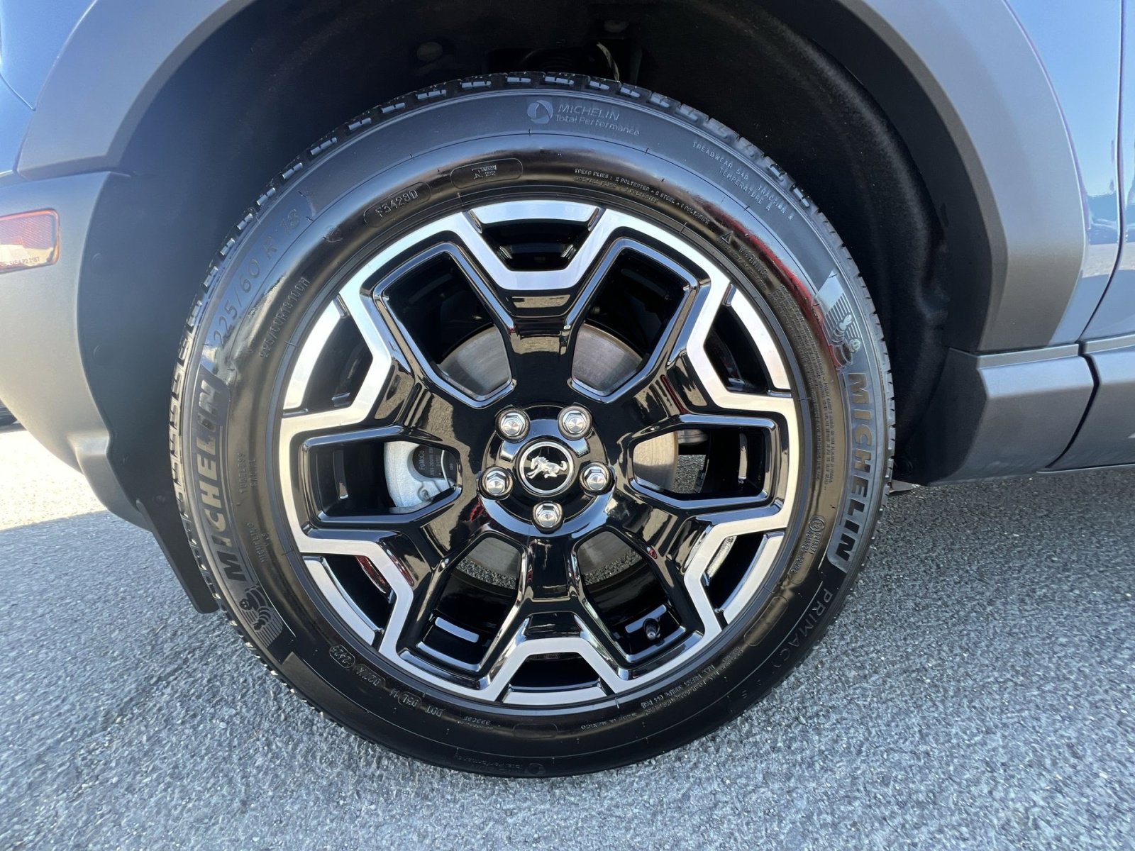 Certified 2025 Ford Bronco Sport Outer Banks w/ Outer Banks Tech Package+ AWD/4WD image 20