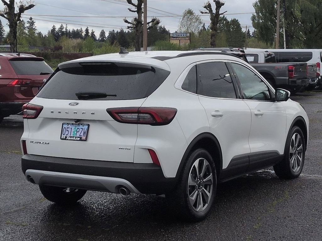 Certified 2023 Ford Escape Platinum AWD/4WD image 5