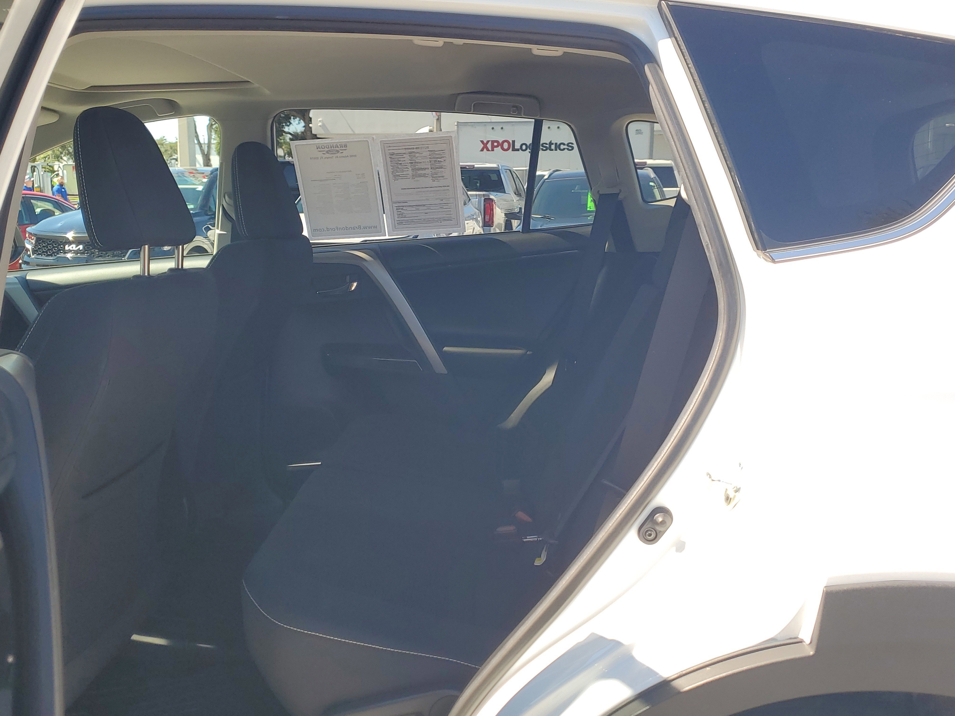 Used 2018 Toyota RAV4 Adventure image 13