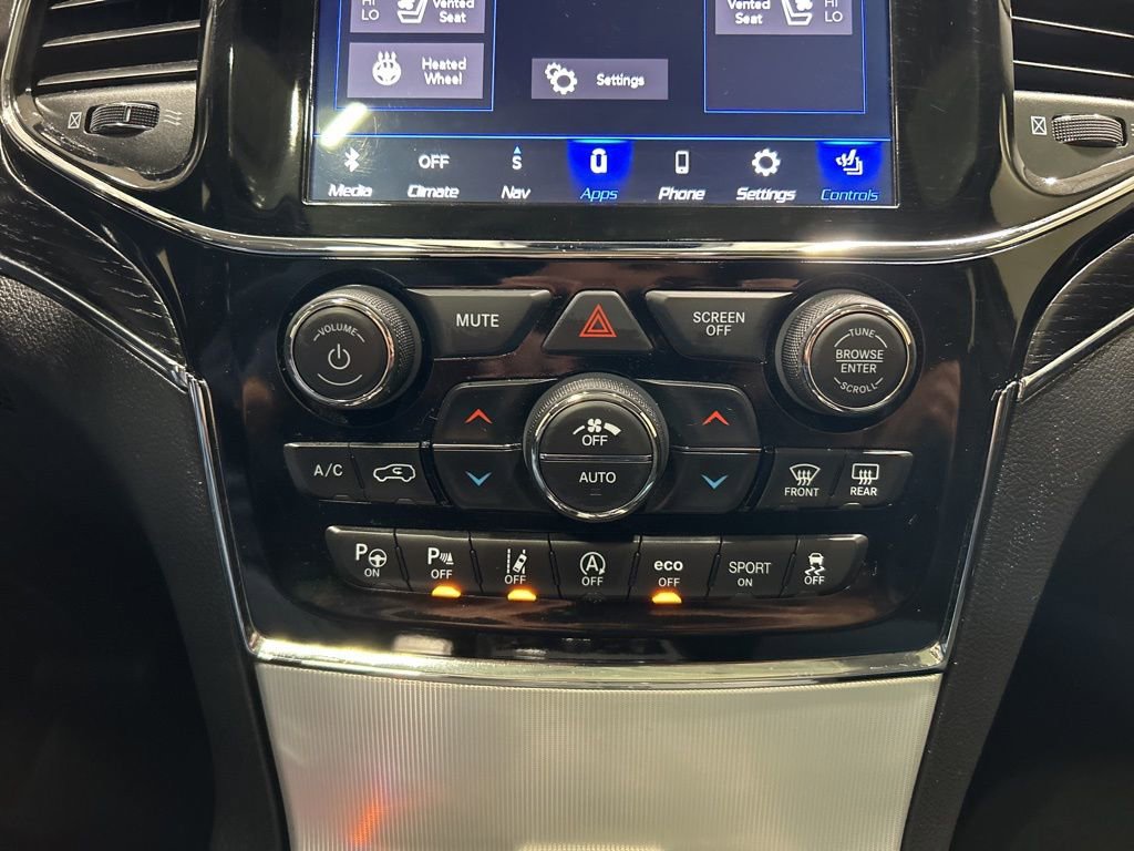 Used 2020 Jeep Grand Cherokee Summit w/ Platinum Series Group image 23