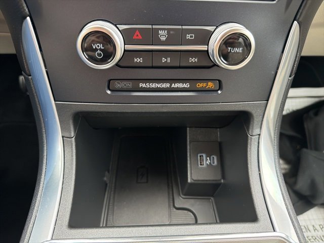Certified 2024 Ford Edge Titanium image 22