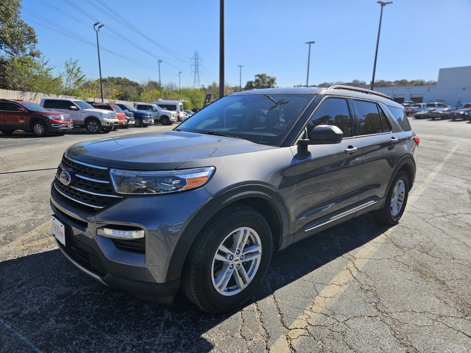 Certified 2023 Ford Explorer XLT w/ Equipment Group 202A image 7