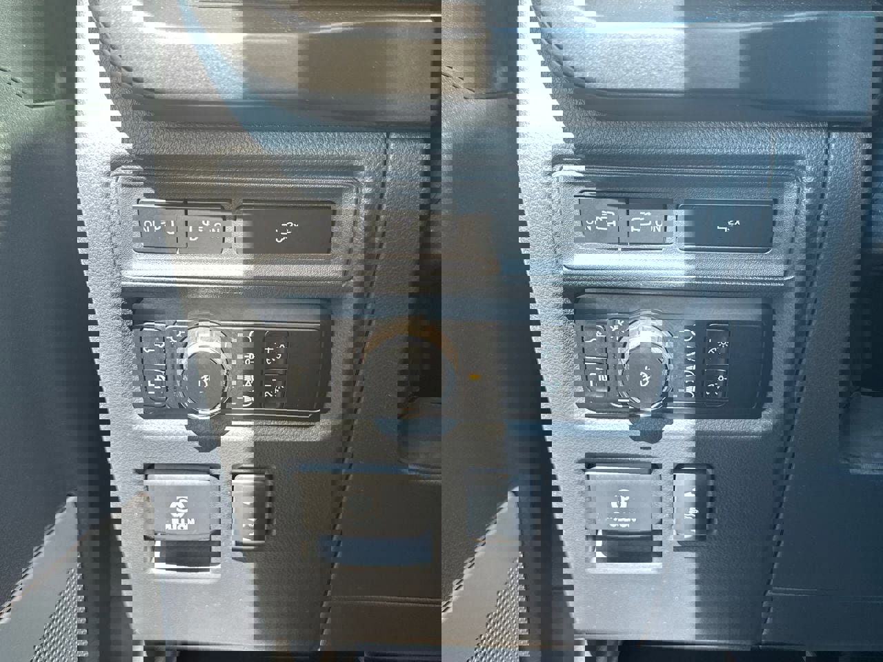 Certified 2024 Ford F150 XLT w/ Equipment Group 303A High image 34