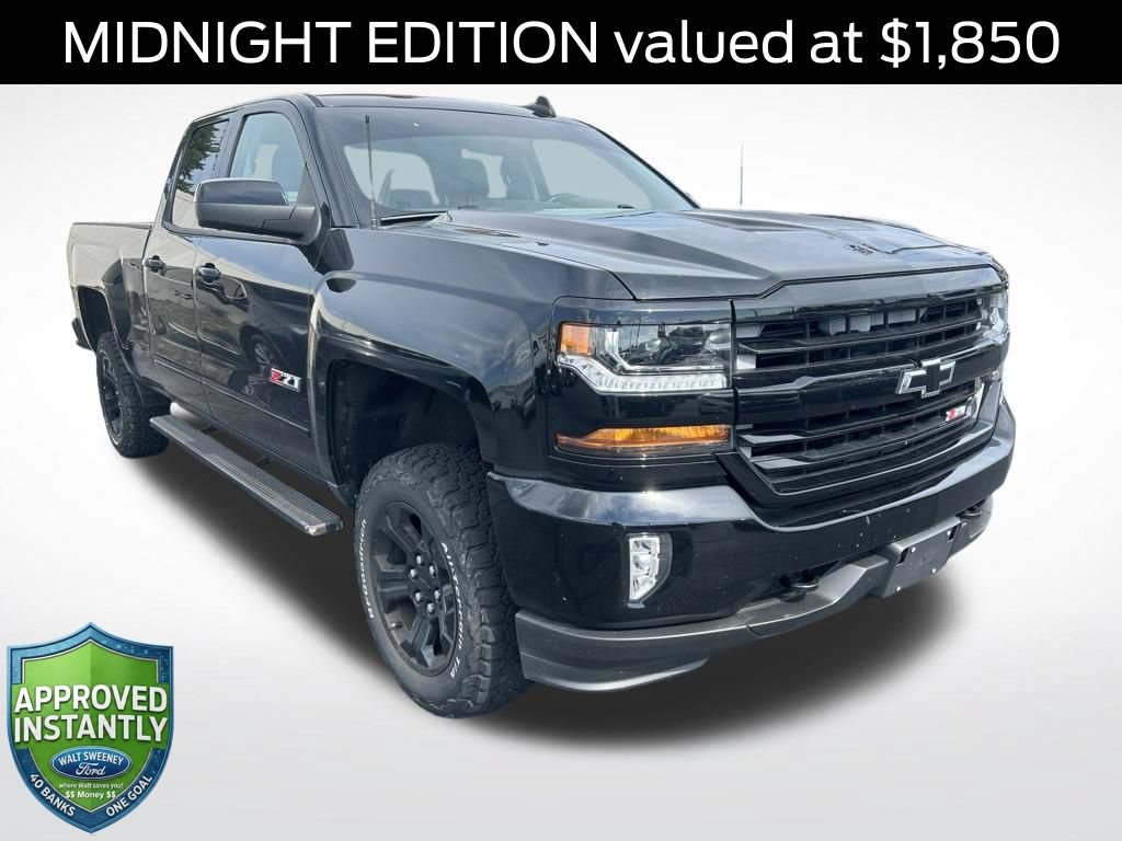 Used 2017 Chevrolet Silverado 1500 LT w/ Midnight Edition AWD/4WD image 1