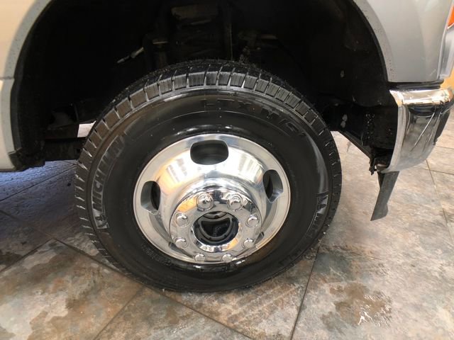 Certified 2023 Ford F350 Lariat w/ Tow Technology Package image 9