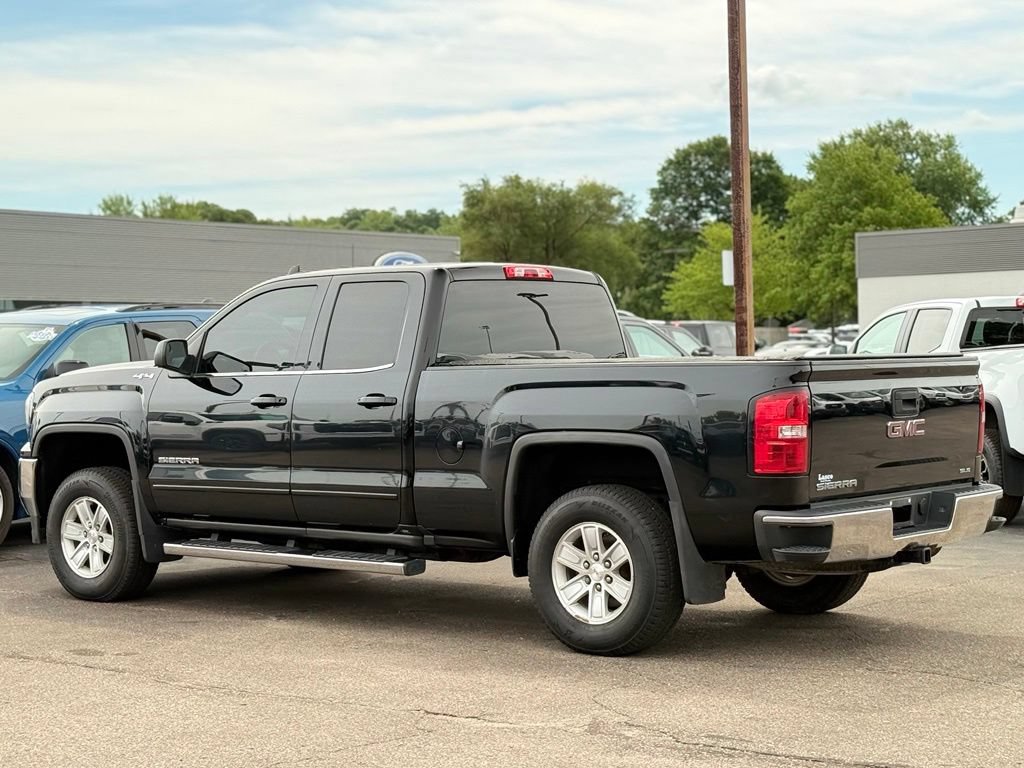 Used 2017 GMC Sierra 1500 SLE AWD/4WD image 32