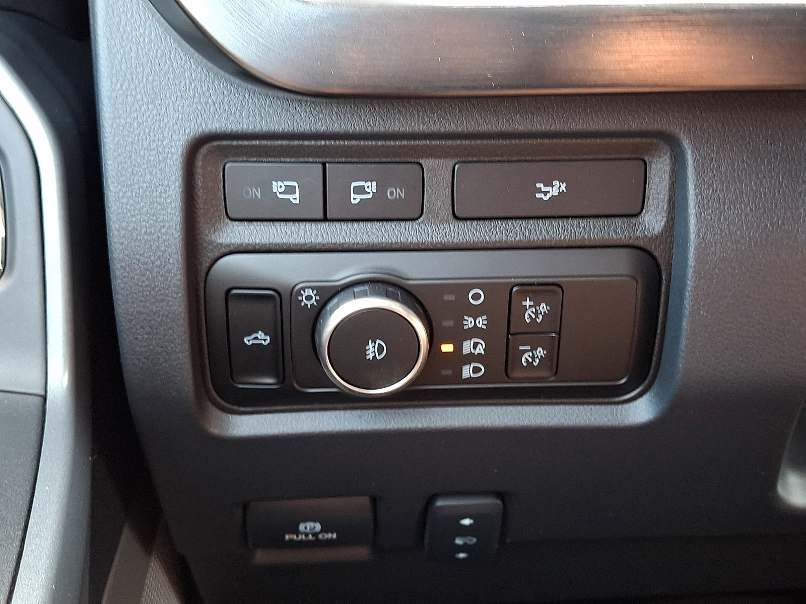 Certified 2024 Ford F250 Lariat w/ Lariat Ultimate Package AWD/4WD image 28