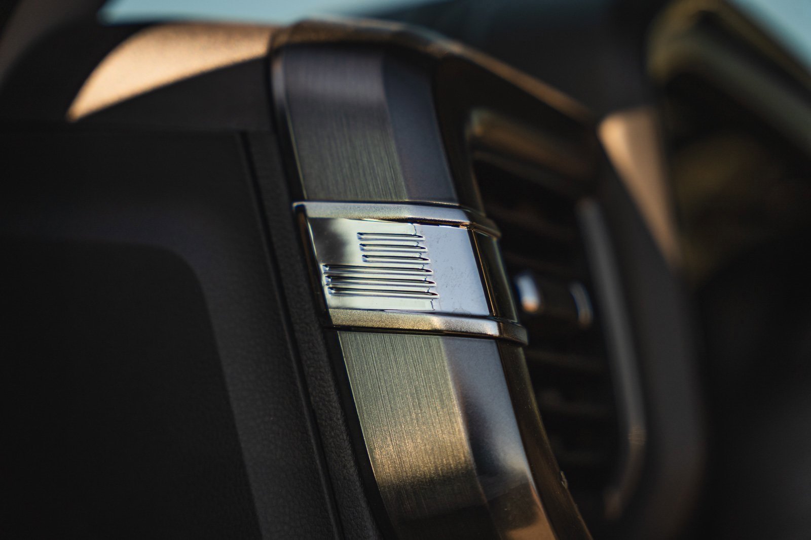 Certified 2024 Ford F250 Lariat w/ Black Appearance Package image 24