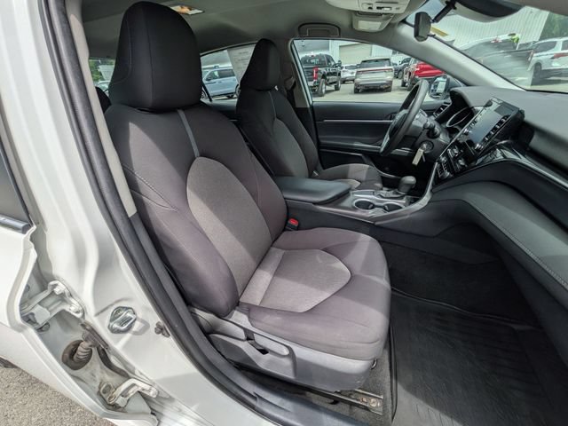 Used 2021 Toyota Camry LE FWD image 19