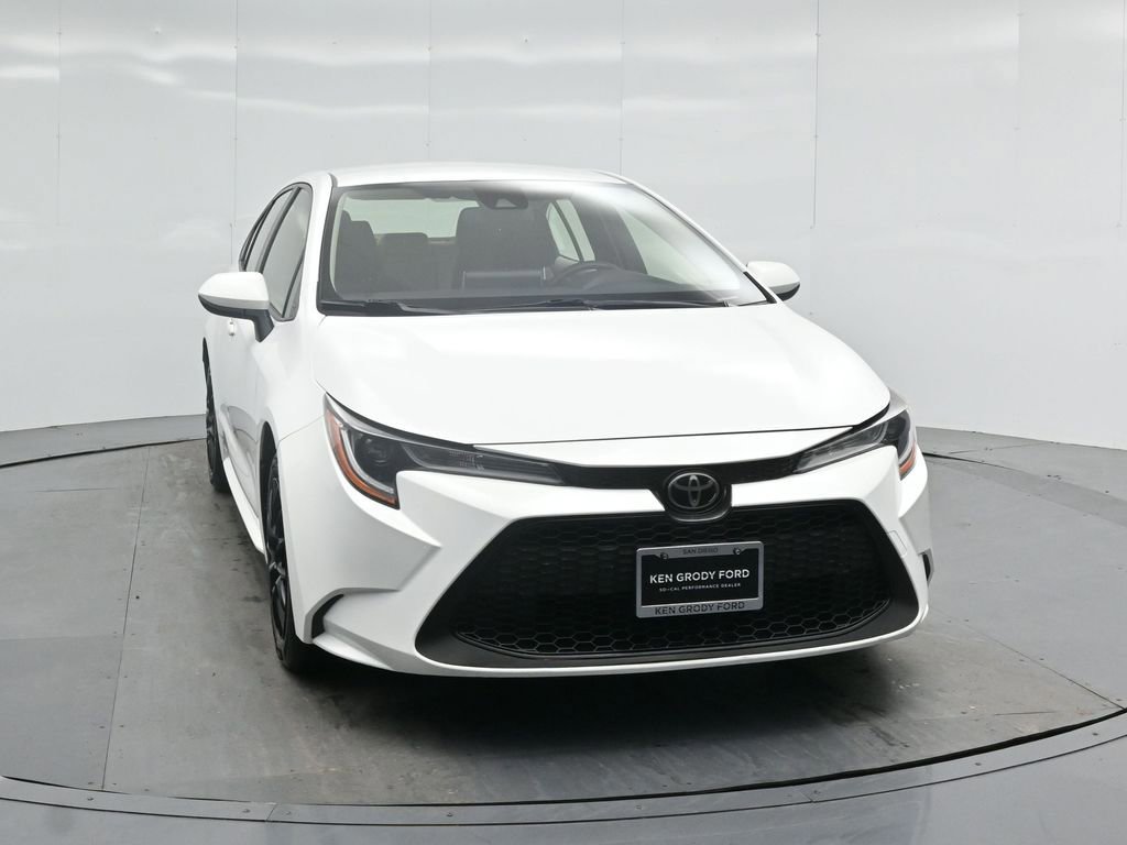 Used 2020 Toyota Corolla LE image 6
