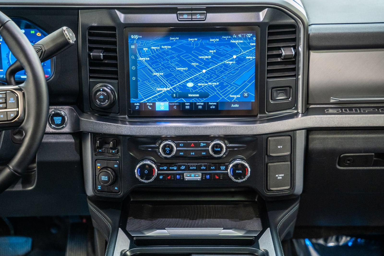 Certified 2025 Ford F250 Platinum AWD/4WD image 29
