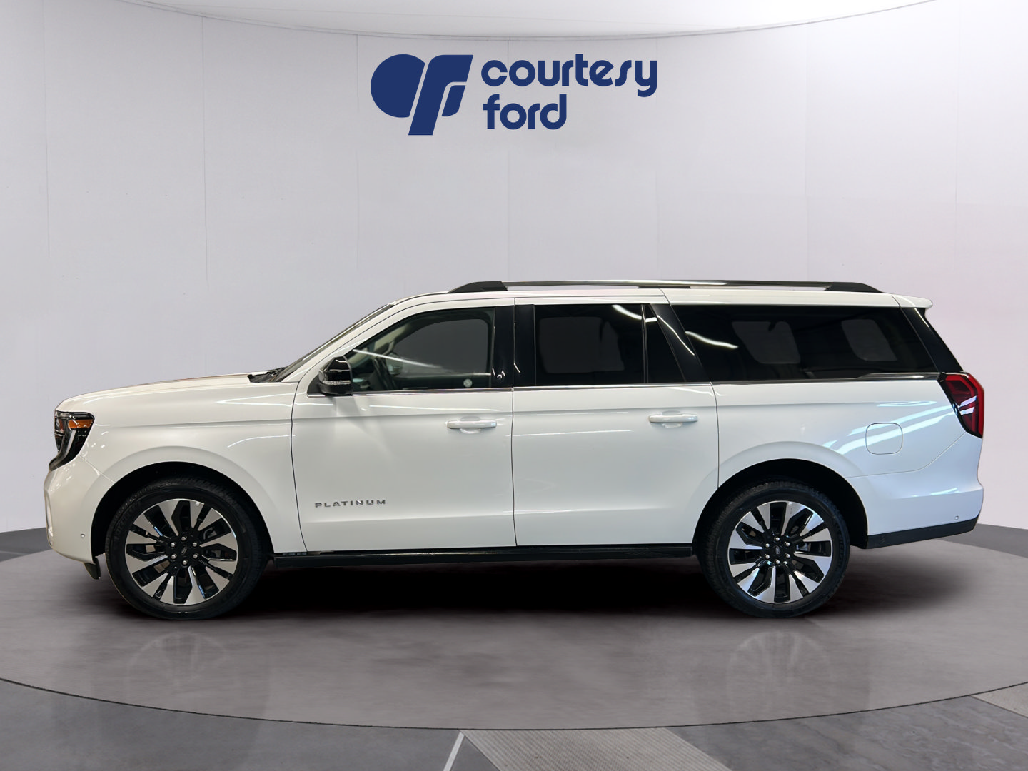Certified 2025 Ford Expedition Max Platinum w/ Driver's Package AWD/4WD image 4