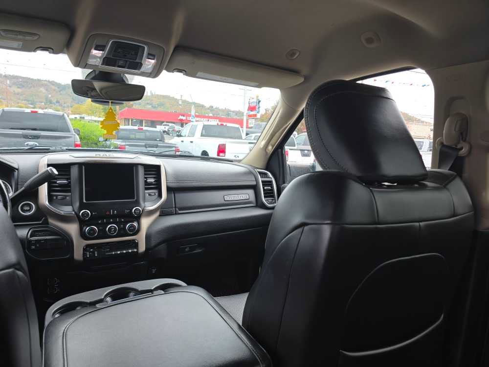 Used 2019 RAM 3500 Laramie w/ Chrome Appearance Group AWD/4WD image 14