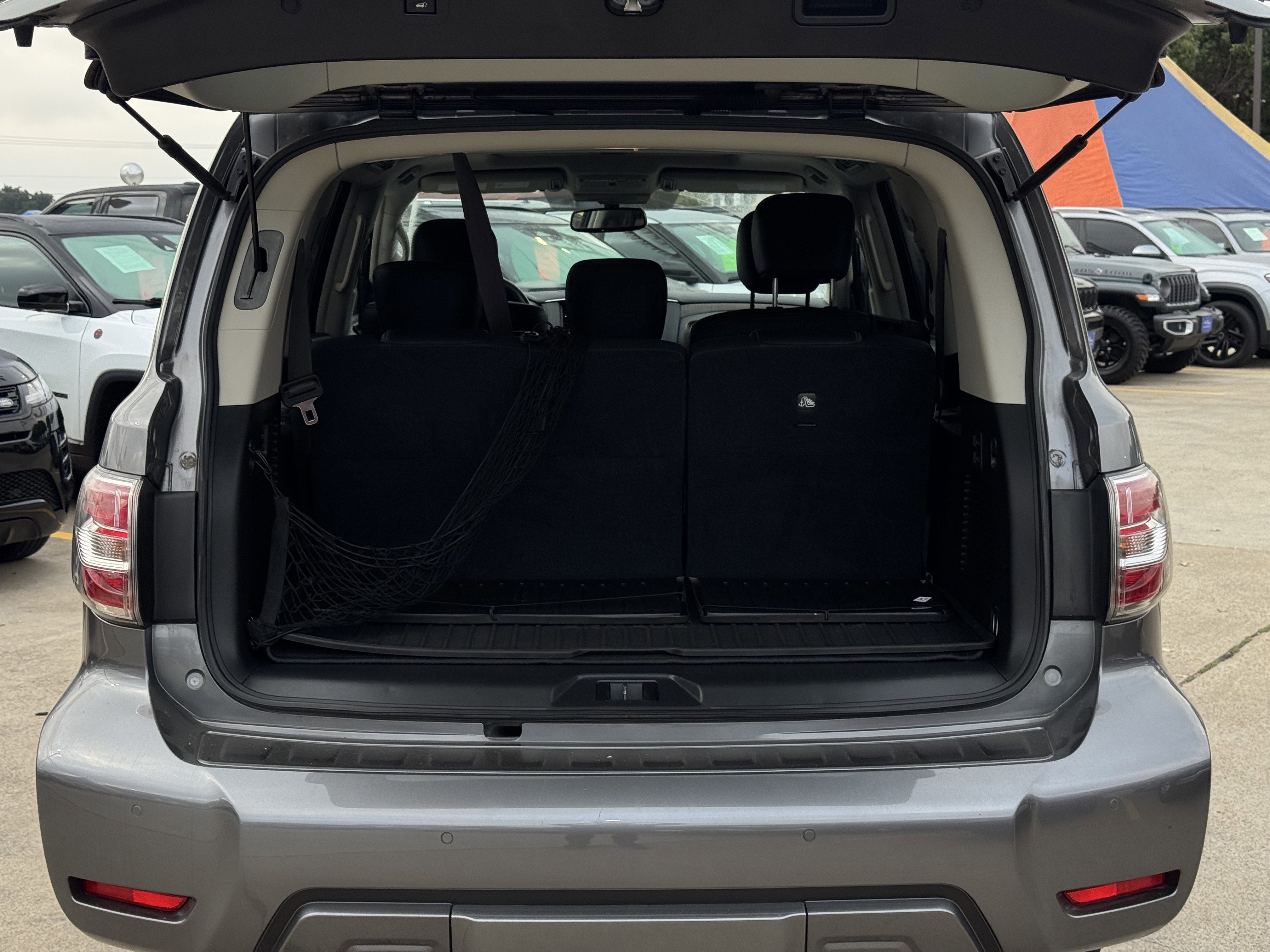 Used 2020 Nissan Armada SL w/ Premium Package image 11