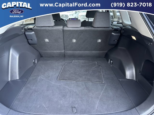 Used 2025 Toyota RAV4 LE AWD/4WD image 16