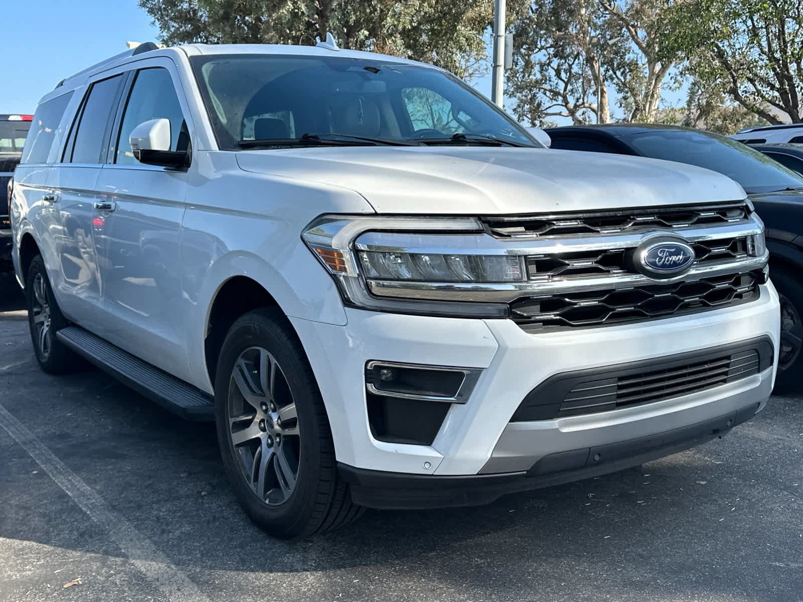Certified 2024 Ford Expedition Max Limited RWD image 3