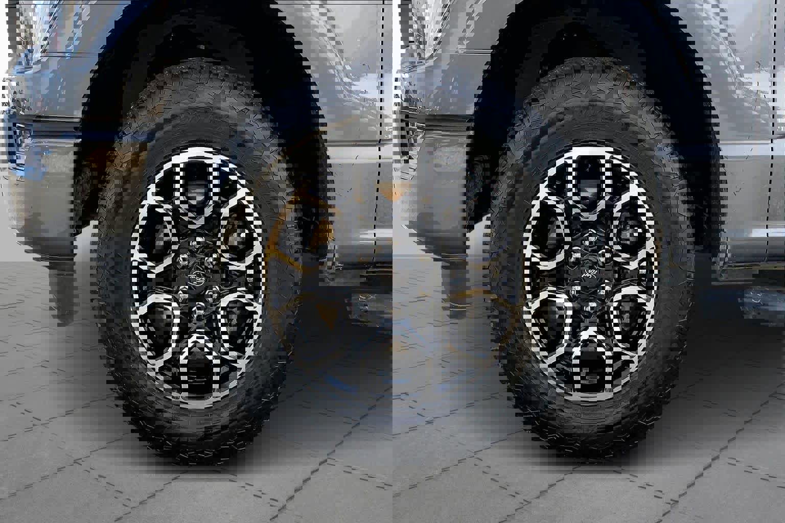 Certified 2023 Ford F150 XLT w/ Equipment Group 302A High image 10