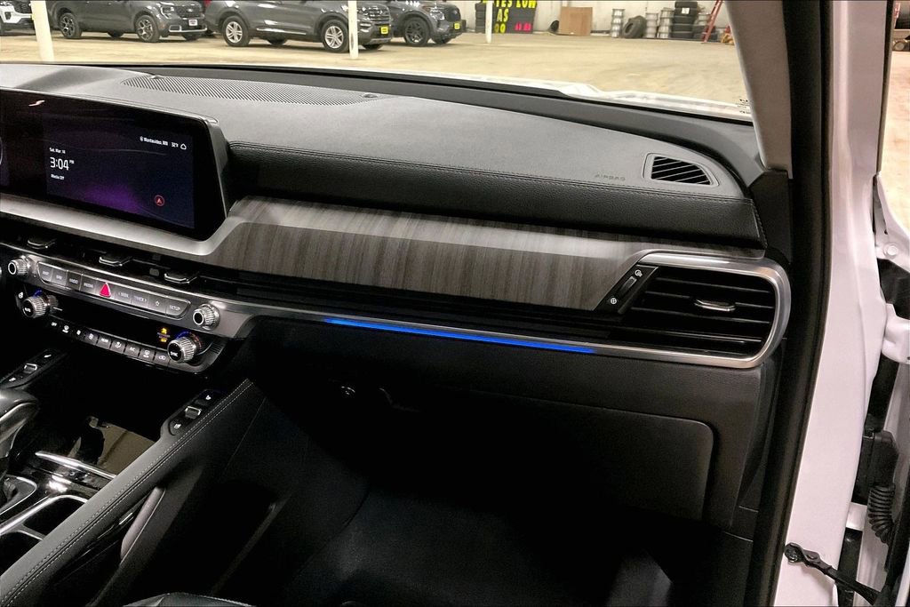 Used 2024 Kia Telluride SX Prestige image 15