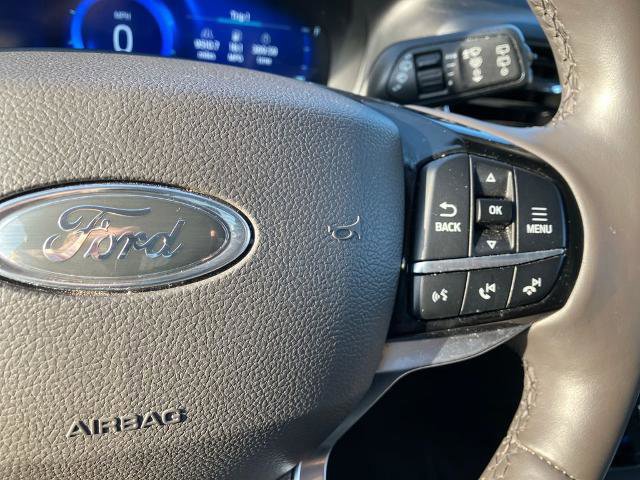 Certified 2023 Ford Explorer Platinum w/ Premium Technology Package AWD/4WD image 33
