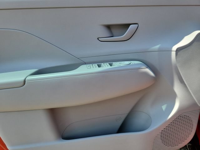 Used 2024 Hyundai Kona SEL FWD image 22