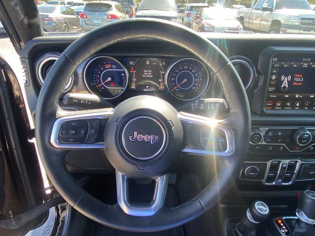 Used 2023 Jeep Wrangler Sahara AWD/4WD image 13