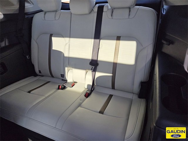 Used 2024 MAZDA CX-90 3.3 Turbo w/ Premium Plus Pkg image 12