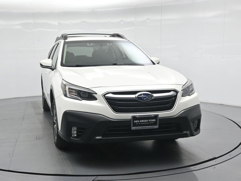 Used 2021 Subaru Outback Premium image 9