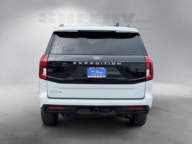 Certified 2025 Ford Expedition Active AWD/4WD image 14
